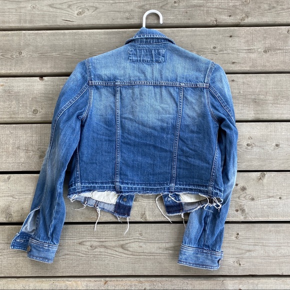 Express Jeans Cropped Denim Jacket - Picture 5 of 5